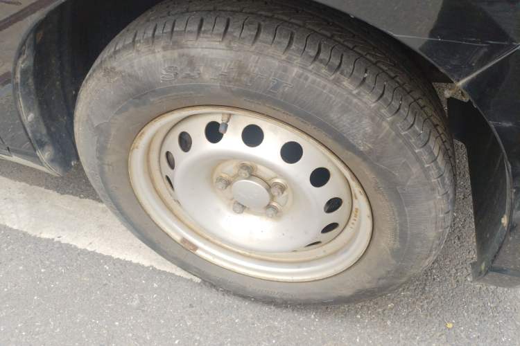 Used Wuling Hongguang PLUS 2019 1.5T Manual Standard Edition 5 Seats
