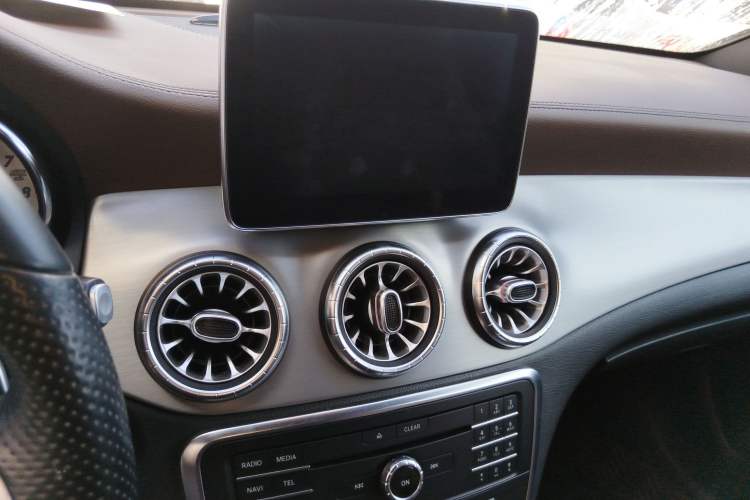 Used Mercedes-Benz CLA 2014 CLA 260 4MATIC
