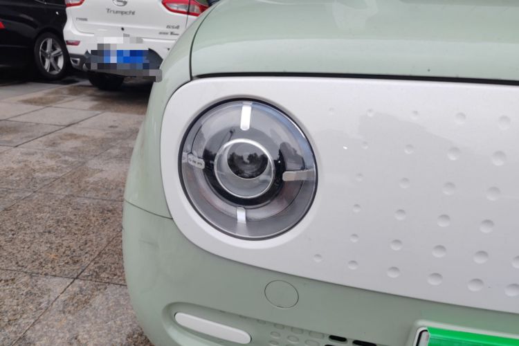 Used ORA Black Cat 2022 301km "Cute Pet" Version – Lithium Iron Phosphate Right Front Headlight