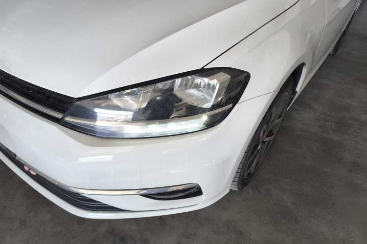 Used Volkswagen Golf 2020 Zhiai Edition 200TSI DSG Comfortable & Ambitious Version Left Front Headlight