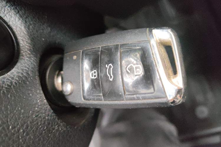 Used Volkswagen Touran 2016 Volkswagen Touran L 280TSI DSG Comfort Edition
