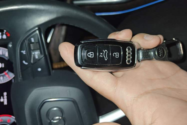 Used Audi Q7 2021 45 TFSI quattro S line Sport model