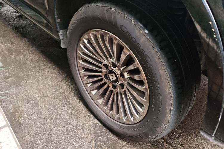 Used Tank 500 New Energy 2024 Hi4-T Right Front Wheel Hub