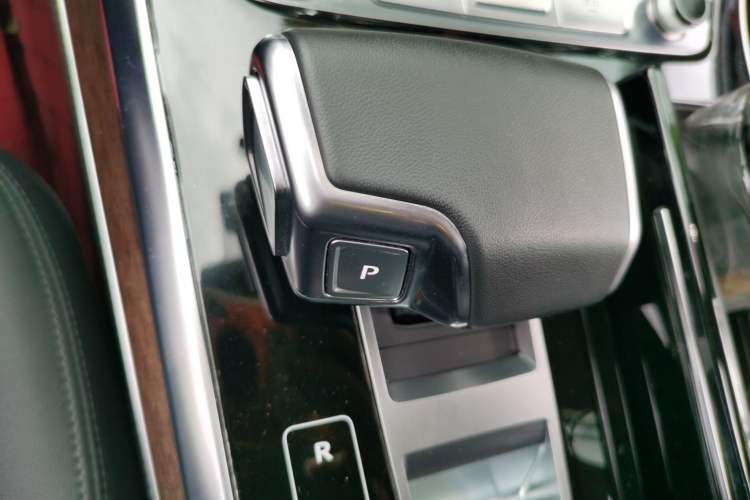 Used Audi Q7 2023 55 TFSI quattro S line Sport Edition
