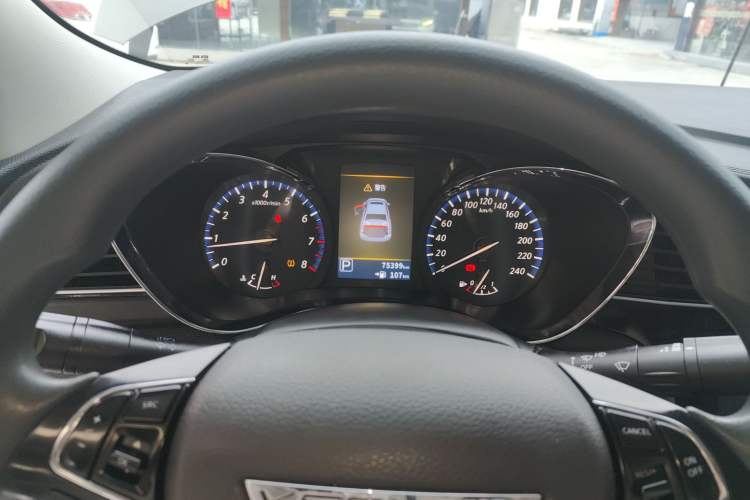 Used Venucia D60 2019 1.6L XL CVT Smart Connect Elite Edition
