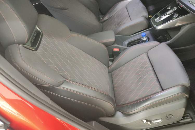 Used Audi Q5 e-tron 2022 50 e-tron quattro Glory Edition Elegant Suit
