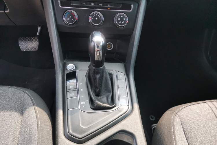 Used Volkswagen Tharu 2021 280TSI Two-Wheel Drive Trend Edition