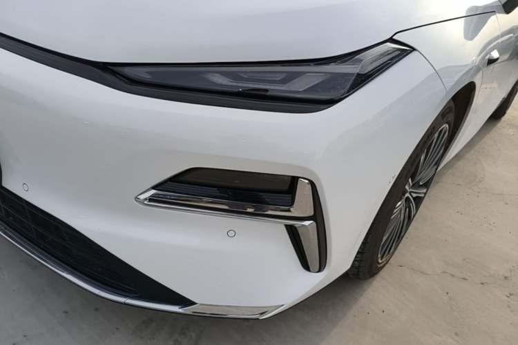 Used Geely Galaxy 8 2025 130km EM-i Flagship Edition
