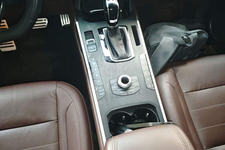 Used Wey VV5 2017 2.0T Ultra-Luxury Version