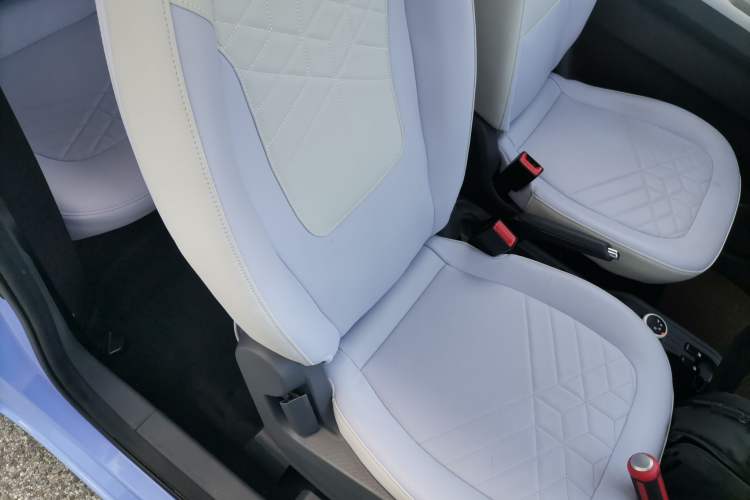 Used Wuling Hongguang MINIEV 2022 Macaron Fashion Edition Lithium-Nickel-Cobalt-Alpha-oxide