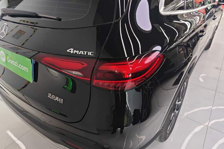 Used Mercedes-Benz GLC 2024 GLC 260 L 4MATIC Dynamic Edition 5-seater Exterior 3