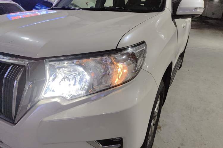 Used Toyota Prado 2018 3.5L Automatic TX
