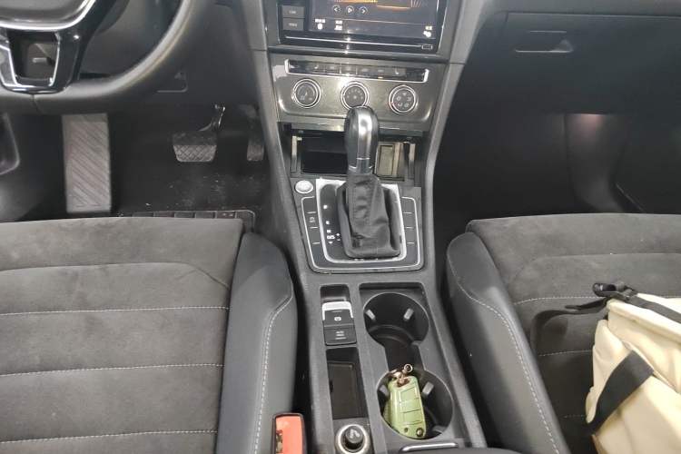 Used Volkswagen Golf 2019 280TSI DSG Luxury Version China VI Standard
