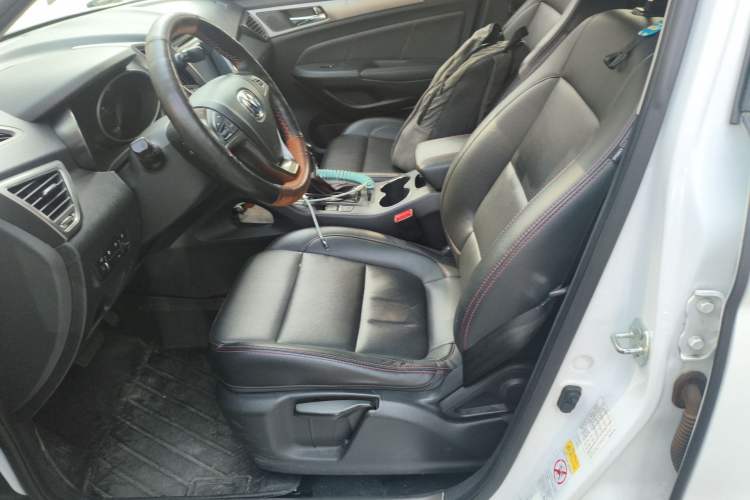 Used CHANGAN CS75 2014 1.8T Automatic Elite Model China IV Standard Left Front Seat