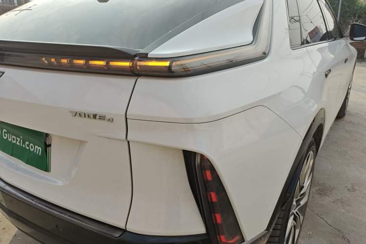 Used Cadillac LYRIQ 2022 Four-Wheel-Drive High-Performance Deluxe Edition