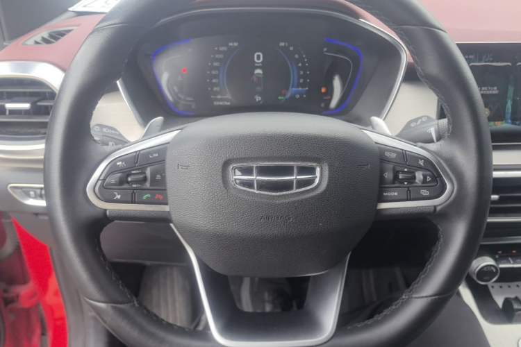 Used Geely Auto Coolray 2019 Sport Model 260T DCT Battle China V Standard Steering Wheel