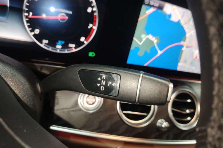 Used Mercedes-Benz E-Class 2019 E 300 L Sporty and Stylish Model
