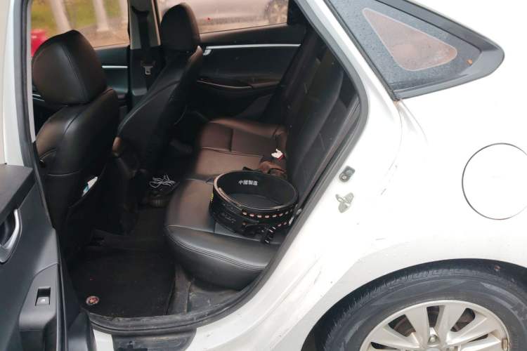 Used Hyundai Celesta 2017 1.6L Automatic Enjoyment Version GLS Left Rear Seat