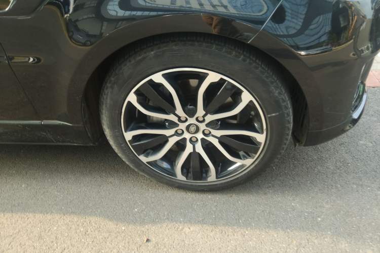 Used Land Rover Range Rover Sport 2021 3.0 L6 YAO Black Edition
