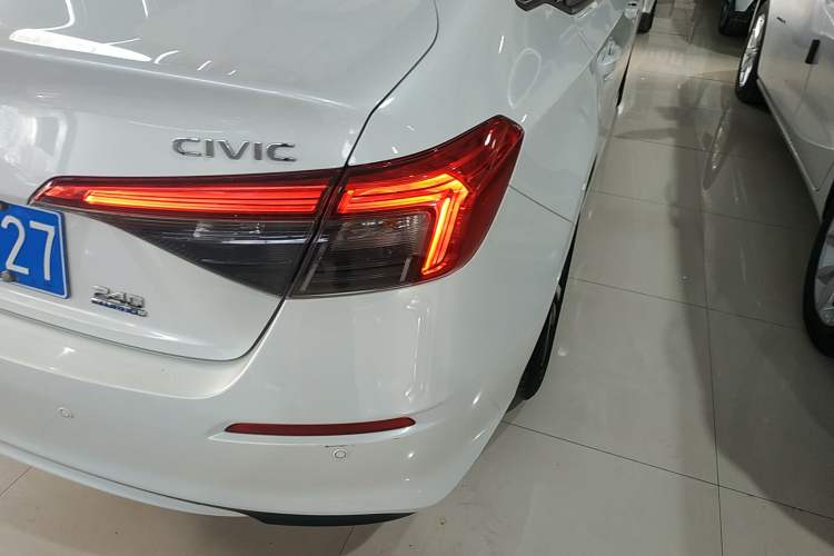 Used Honda Civic 2023 240TURBO CVT Dynamic Edition
