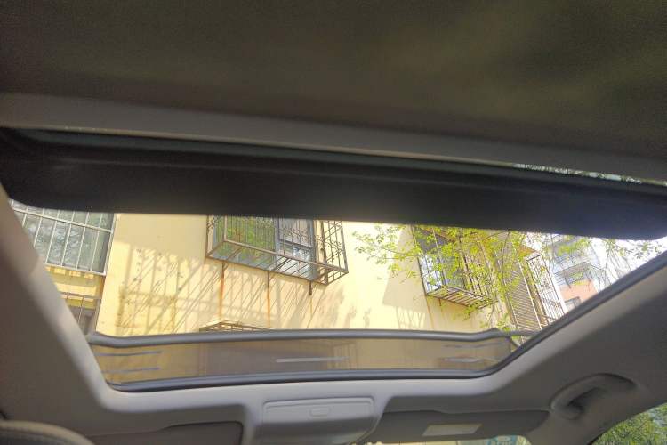 Used Volkswagen Tiguan L 2017 380TSI Automatic All-Wheel-Drive Flagship Edition Headliner