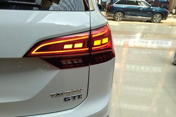 Used Volkswagen Tayron GTE Plug-in Hybrid 2020 1.4T Luxury Model Right Rear Taillight