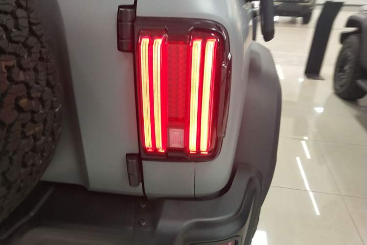 Used Tank 300 2023 2.0T Iron Rider 02