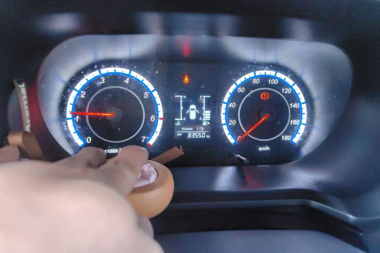 Used CHANGAN KAICHENG Ounuo S 2017 1.5L Jinouno Base Model Odometer Close Up