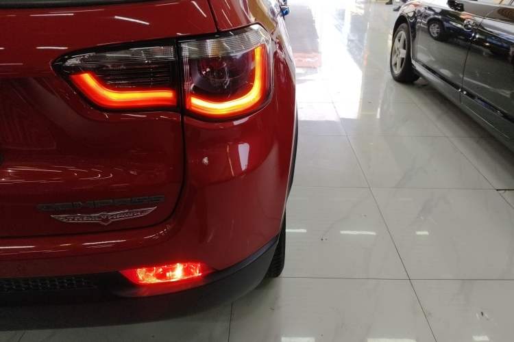 Used Jeep Compass 2017 200TS Automatic High-Performance All-Wheel Drive Edition
