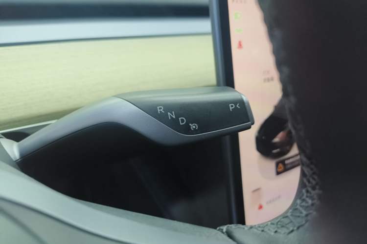 Used Tesla Model Y 2022 Performance High-Performance All-Wheel-Drive Version
