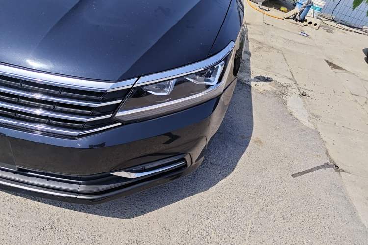 Used Volkswagen Passat 2017 280TSI DSG Luxury Edition Left Front Headlight