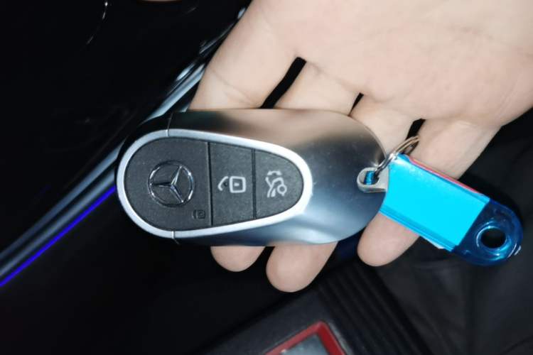 Used Mercedes-Benz C-Class New Energy 2025 C 350 eL Interior 1