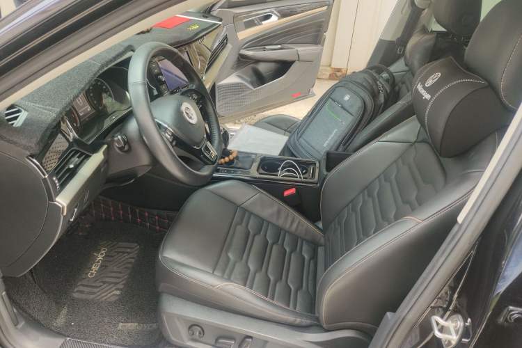 Used Volkswagen Passat 2019 330TSI Elite Edition China VI