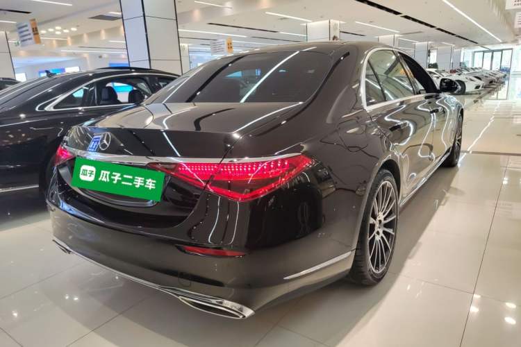 Used Mercedes-Benz S-Class 2022 Revised S 400 L Business Version Rear Right 45 Deg