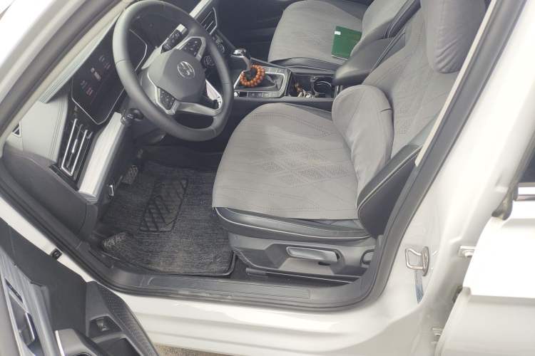 Used Volkswagen Sagitar 2024 300TSI DSG Excellence Edition Left Front Seat