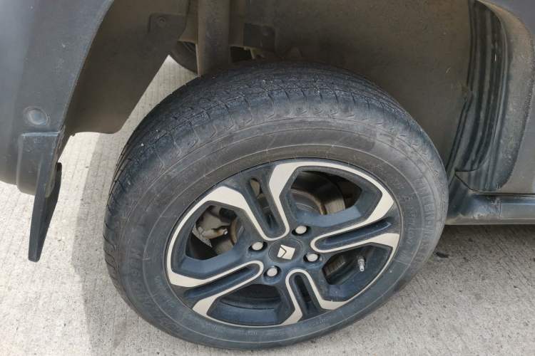 Used Baojun Spark 2023 Intelligent Premium Edition Right Rear Wheel Hub