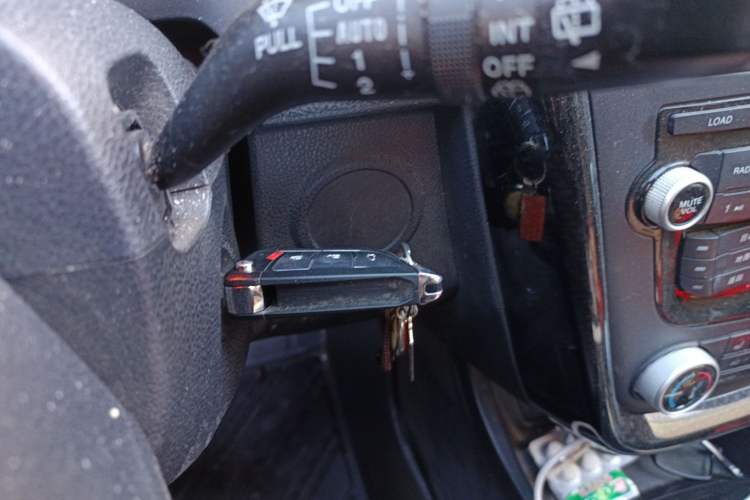 Used Bestune X80 2015 1.8T Automatic Sport Model
