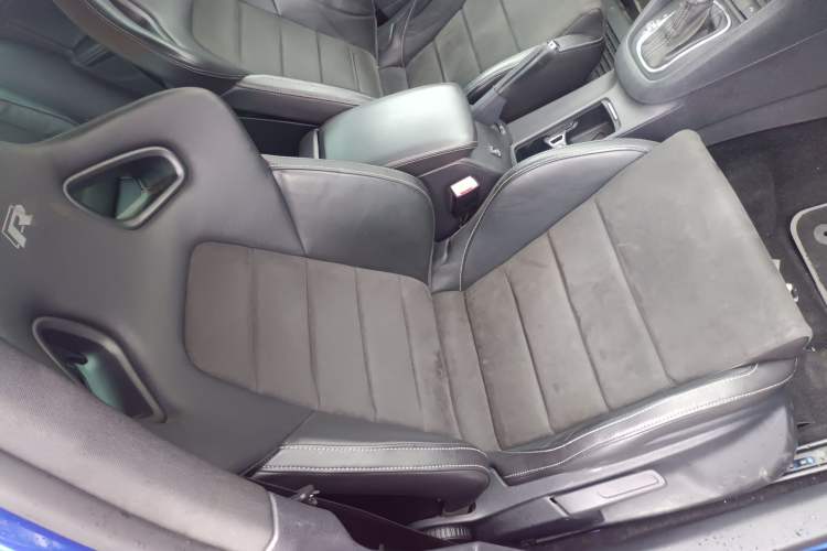 Used Volkswagen Golf 2011 2.0 TSI R