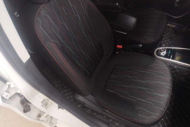 Used Oshan Benni E-Star 2021 National Edition Xin Yue Version (Fast-Charging Edition) Lithium Iron Phosphate (31.18 kWh)