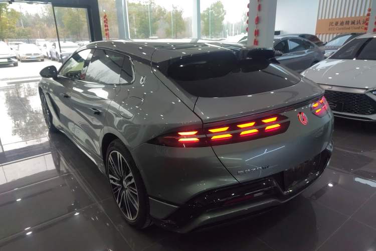 Used Denza Z9GT 2024 1100 Four-Wheel Drive Ultra Version