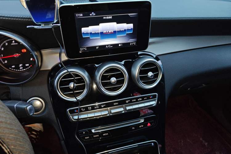 Used Mercedes-Benz GLC Coupe 2019 Facelift GLC 200 4MATIC Coupe SUV
