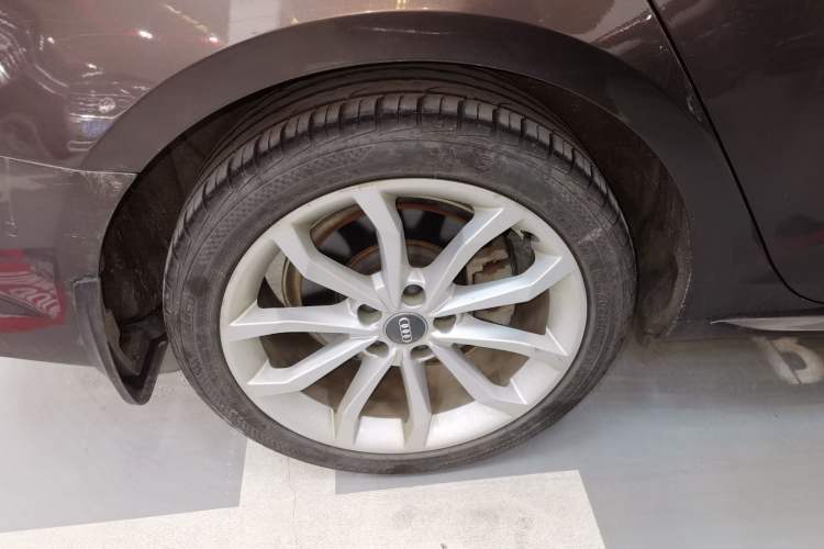 Used Audi A4L 2019 40 TFSI Fashion Edition China VI Emission Standard