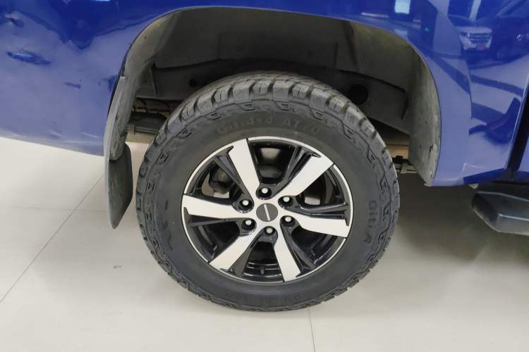 Used Chana F70 2021 2.4T Gasoline Automatic 4x4 Executive Version Standard Wheelbase 4K22D4T
