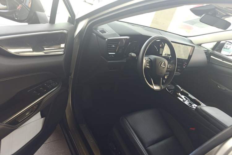 Used Lexus NX 2024 260 Front-Wheel Drive Chuan Yue Edition Driver Seat