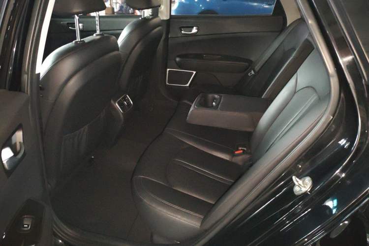 Used Kia K5 2019 Pro 1.6T Automatic Luxury Edition China V Standard Left Rear Seat