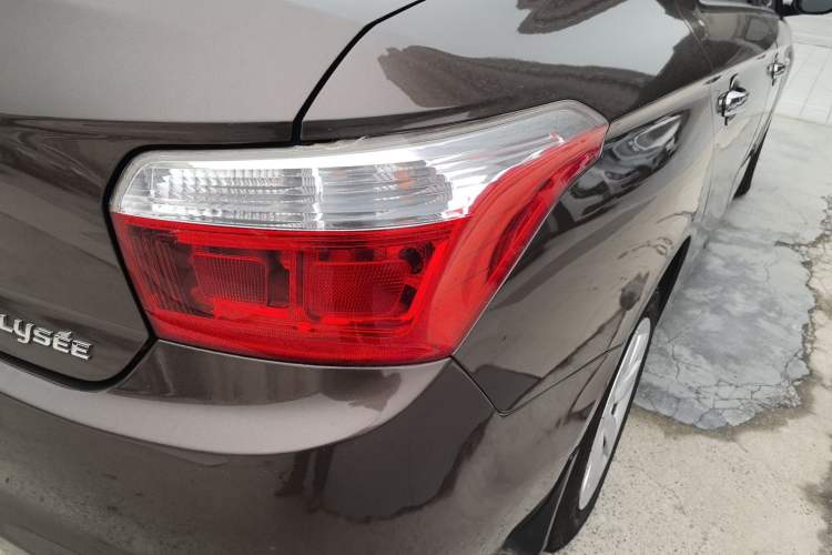 Used Citroen Elysee 2014 1.6L Manual Fashion Edition
