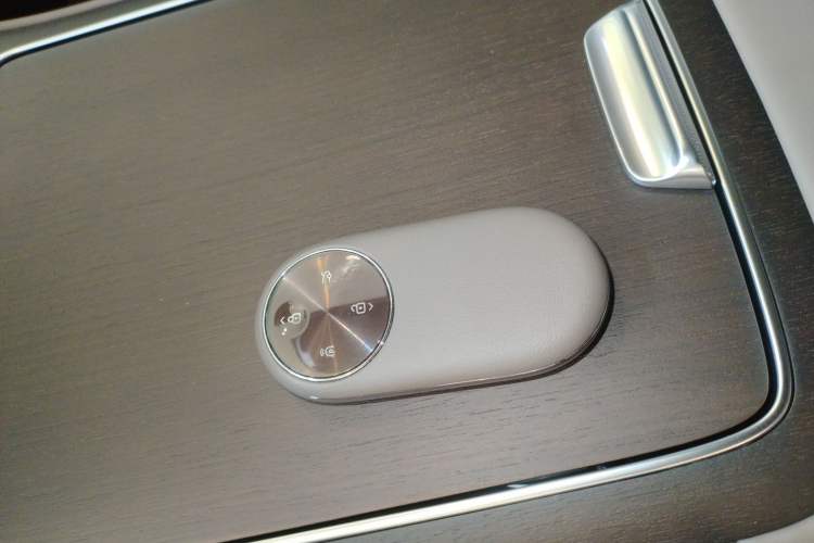 Used Hima Stelato S9 2025 Extended-Range Ultra Interior 1