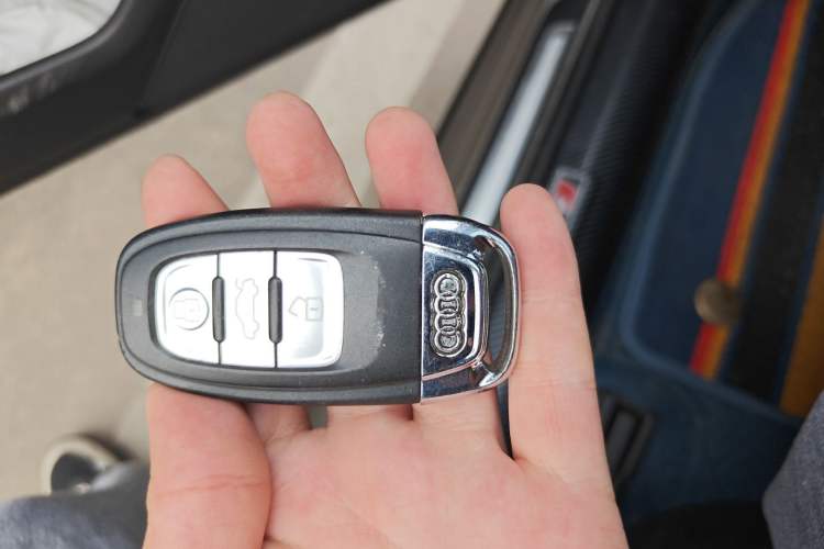 Used Audi A6L 2014 TFSI Standard Model Vehicle Key