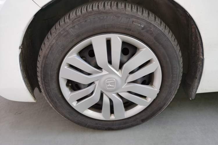 Used Honda Fit 2016 1.5L LXS CVT Comfort Sunroof Version Left Front Wheel Hub