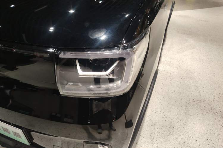 Used Wuling Hongguang MINIEV 2022 GAMEBOY 200km Gaming Edition with Lithium Iron Phosphate Left Front Headlight